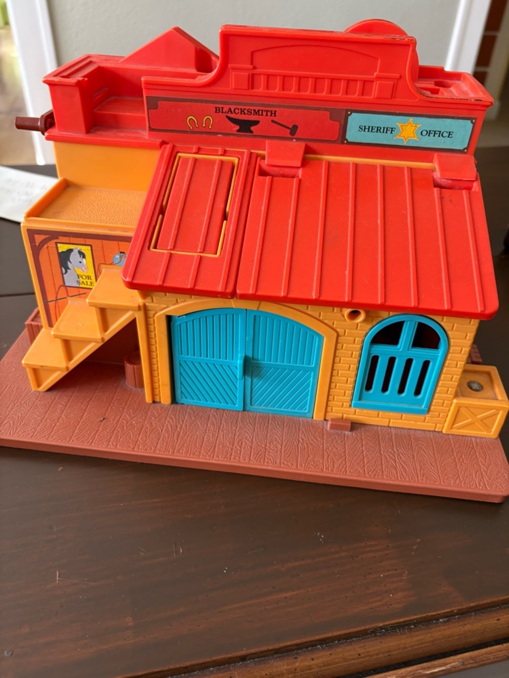 Fisher-Price Western Playset – Red Roof & Blue Doors